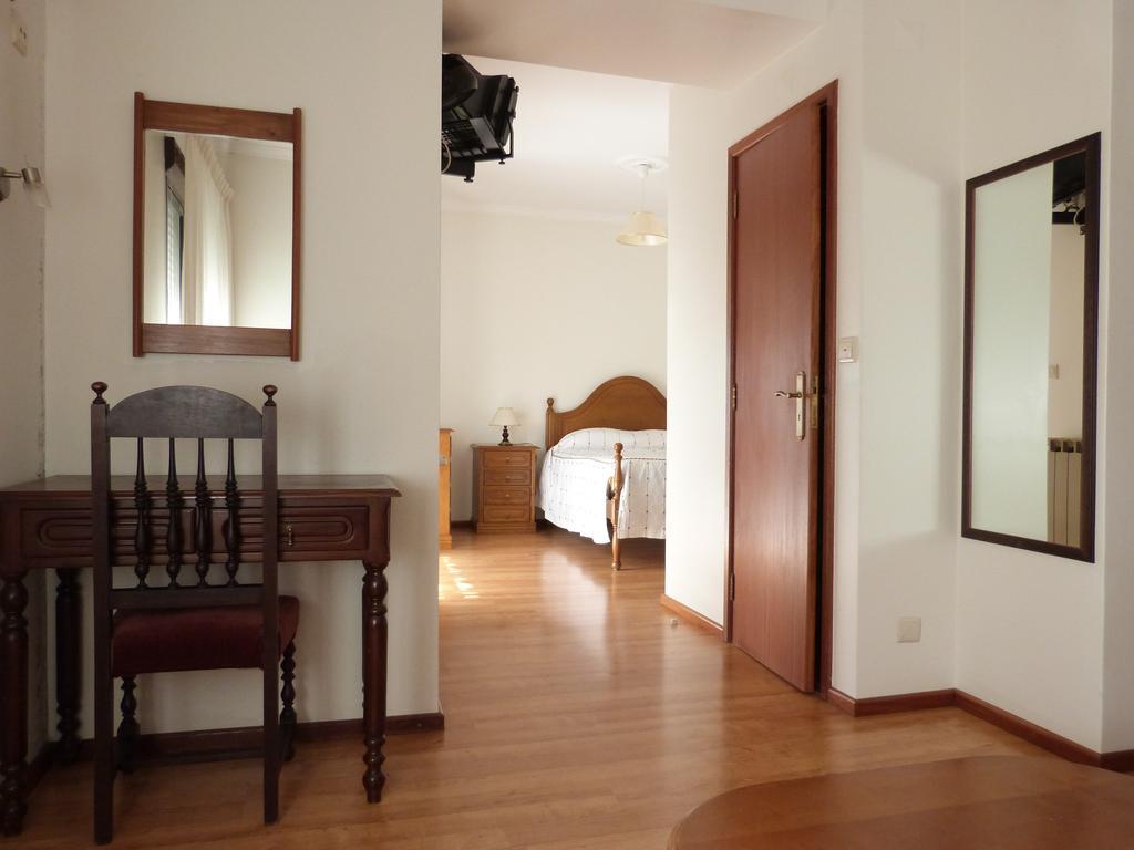 Alojamento Local Dom Dinis Hotel Trancoso Ruang foto